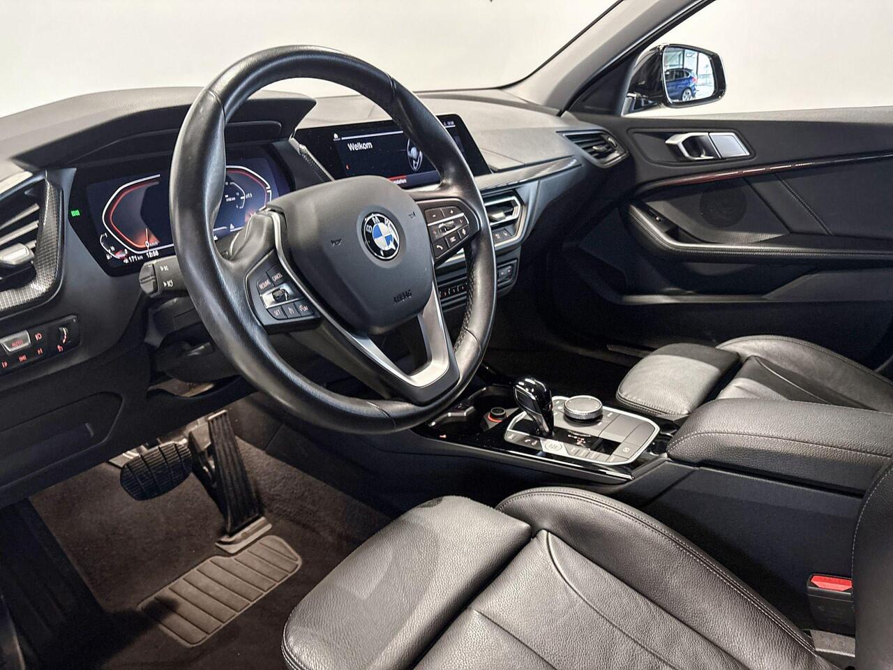 BMW 1-SERIE 118i Business Edition Plus - Verwacht: Januari 2026