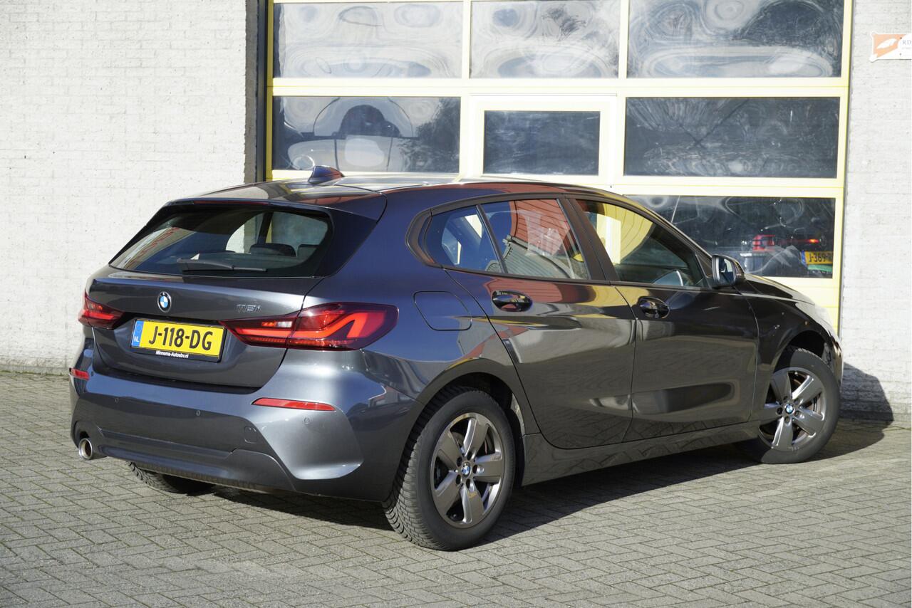 BMW 1-SERIE 118i Automaat! 5drs Executive BJ2020 Lmv 16" | Led | Pdc | Navi | Virtual cockpit | Climate control | Cruise control | Getint glas