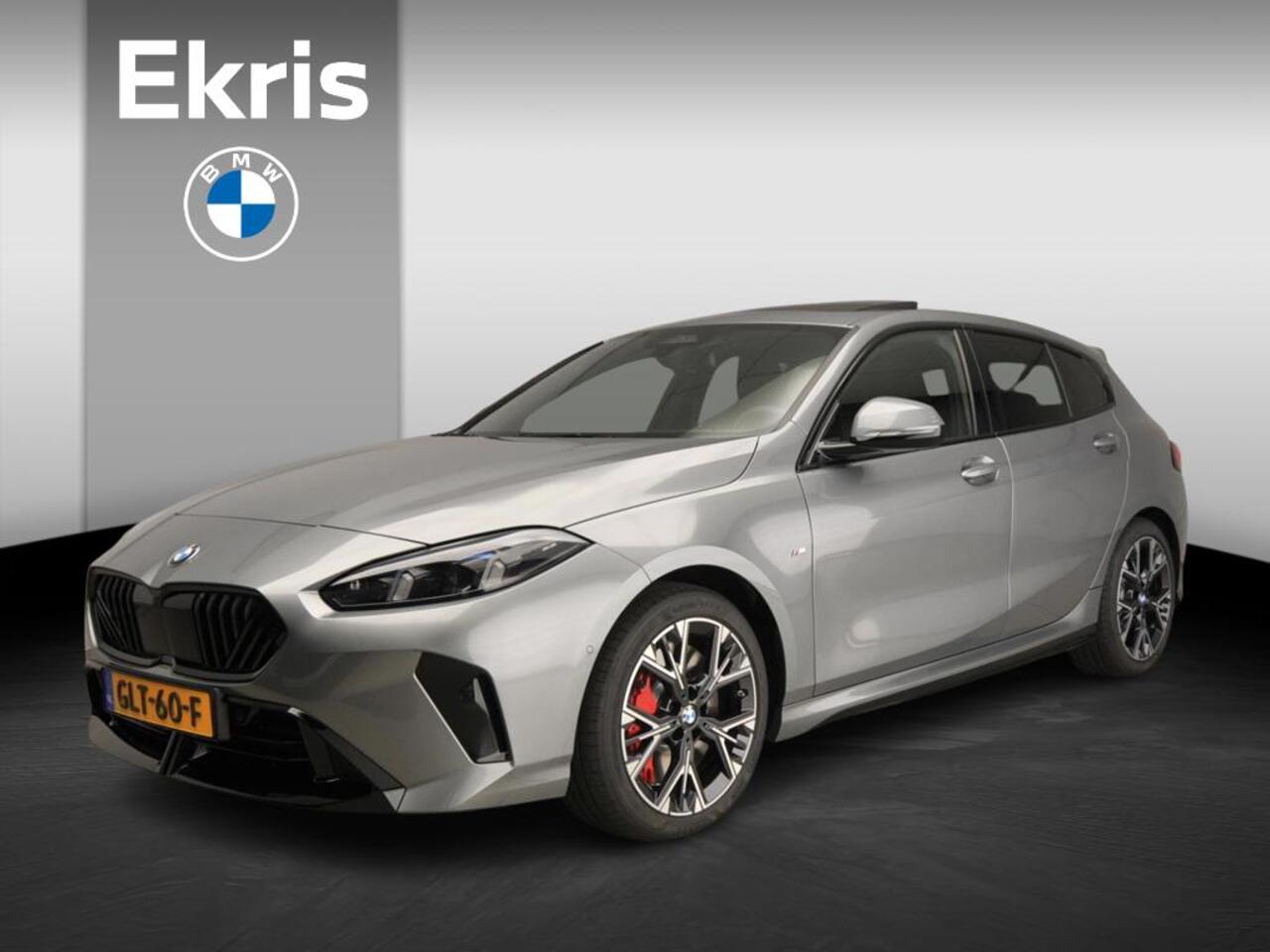 BMW 1-SERIE 120 | M-Sportpakket | LED | Navigatie | Schuifdak | Keyles go | Active cruise | DAB | Harman-kardon sound | Alu 18 inch