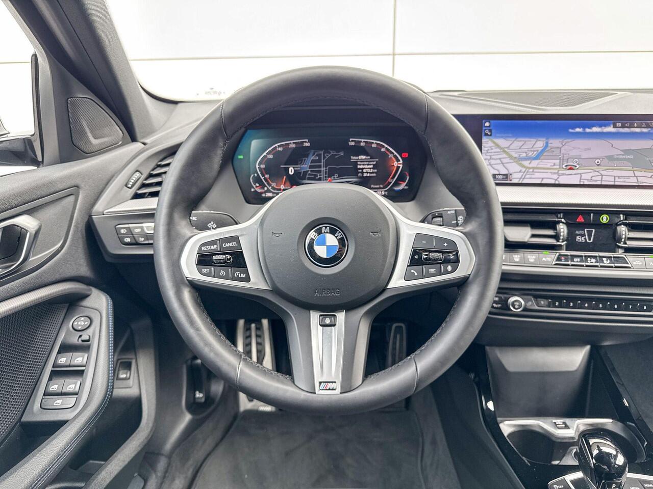 BMW 1-SERIE 118i | Selections