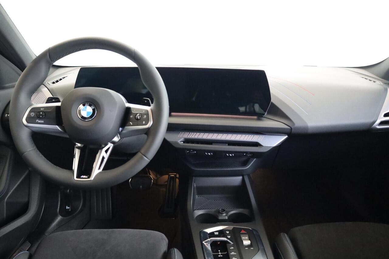 BMW 1-SERIE 120 M Sportpakket Pro | Premium Pack | Comfort Access | M Shadow Line