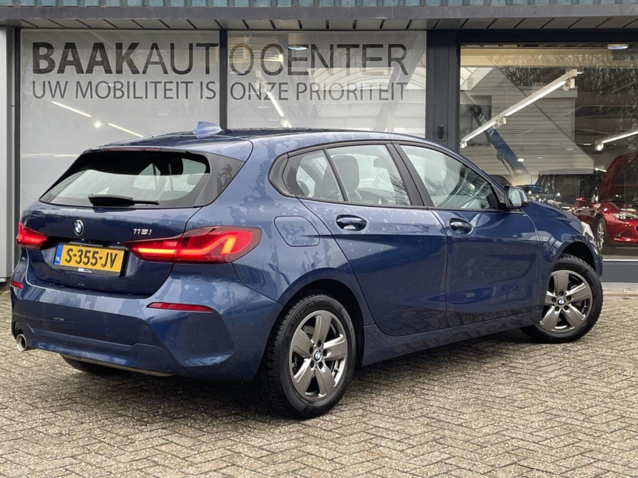 BMW 1-SERIE 118i Introduction Edition | Trekhaak | Camera | Navi