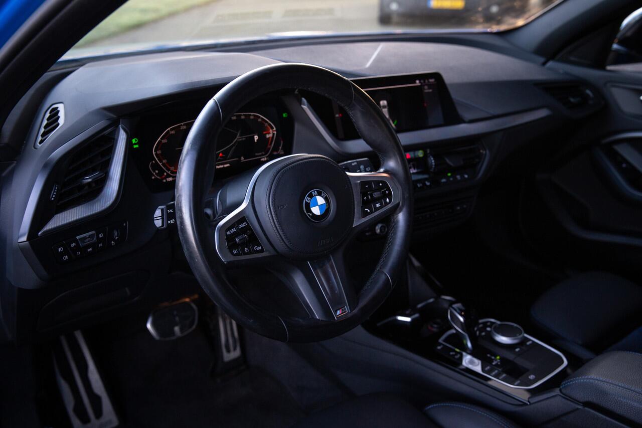 BMW 1-SERIE 120i M-sport | Apple Carplay/Android, Stoelverwarming, Navigatie,