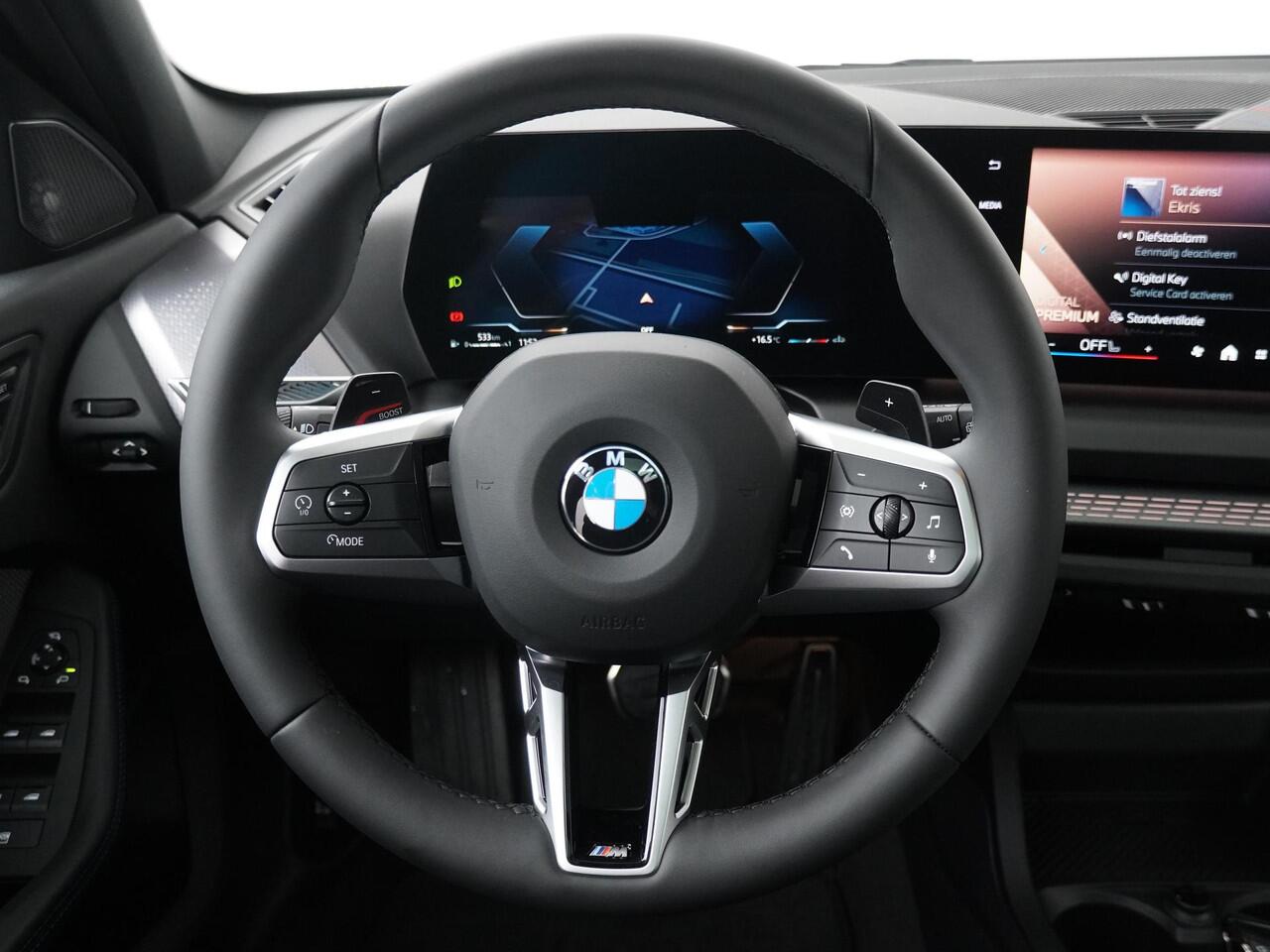 BMW 1-SERIE 123 xDrive | M Sport Pro | Travel Pack | Harman Kardon |