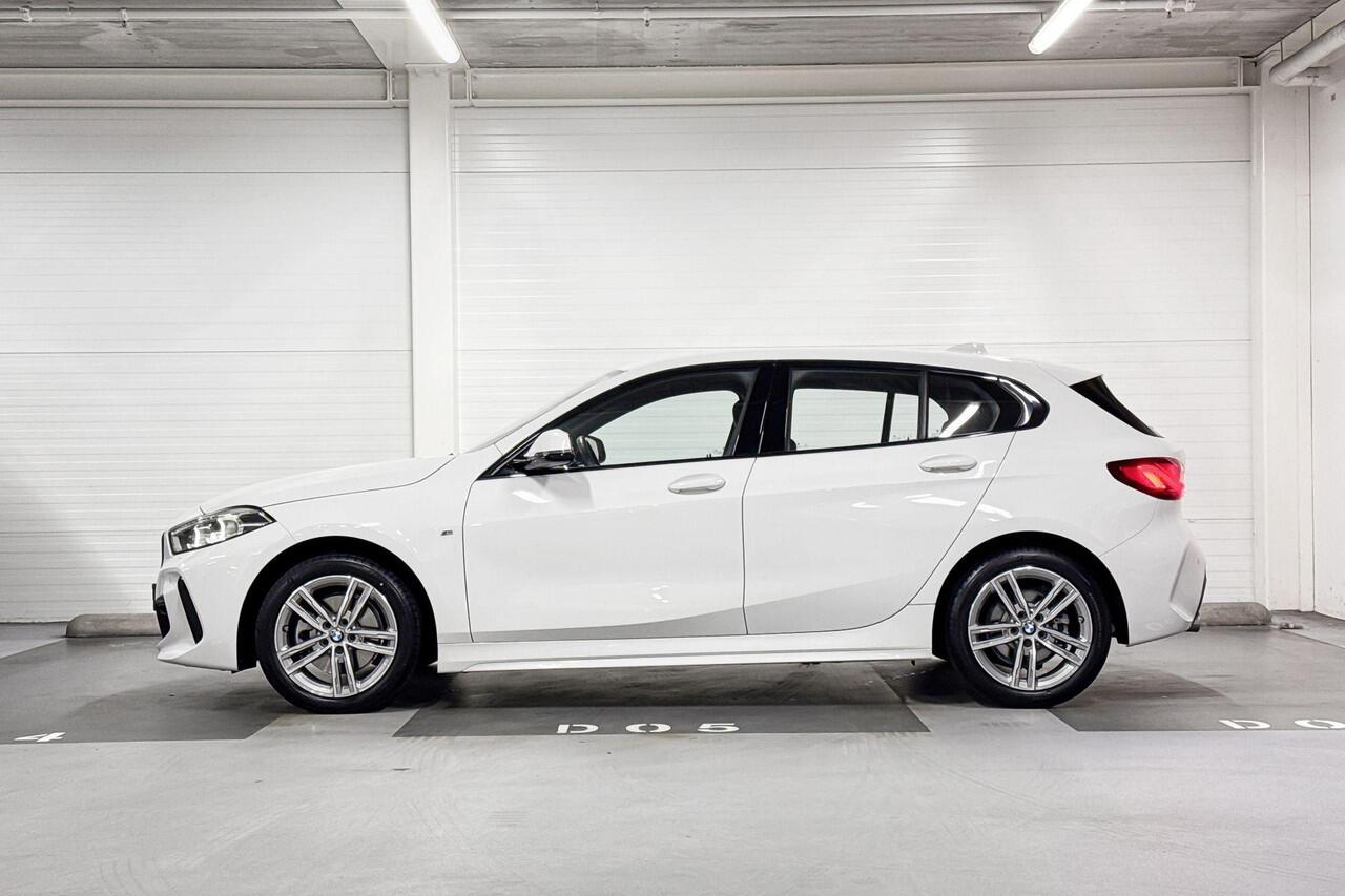 BMW 1-SERIE 118i Business Edition | M-Sport | Cruise Control | HiFi