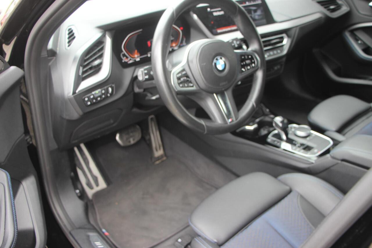 BMW 1-SERIE 118i Executive Edition M PAKKET