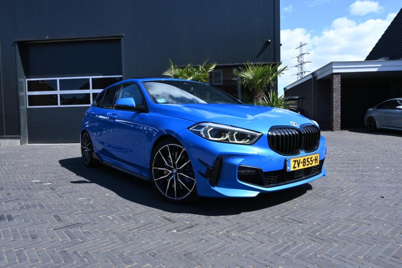 BMW 1-SERIE 118d Executive Ed. M sport full option trekhaak afneembaar