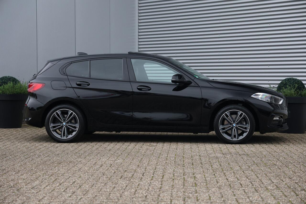 BMW 1-SERIE 118i Executive Sportline NAP|Pano|Trekh|Cam|Leder|Sportst