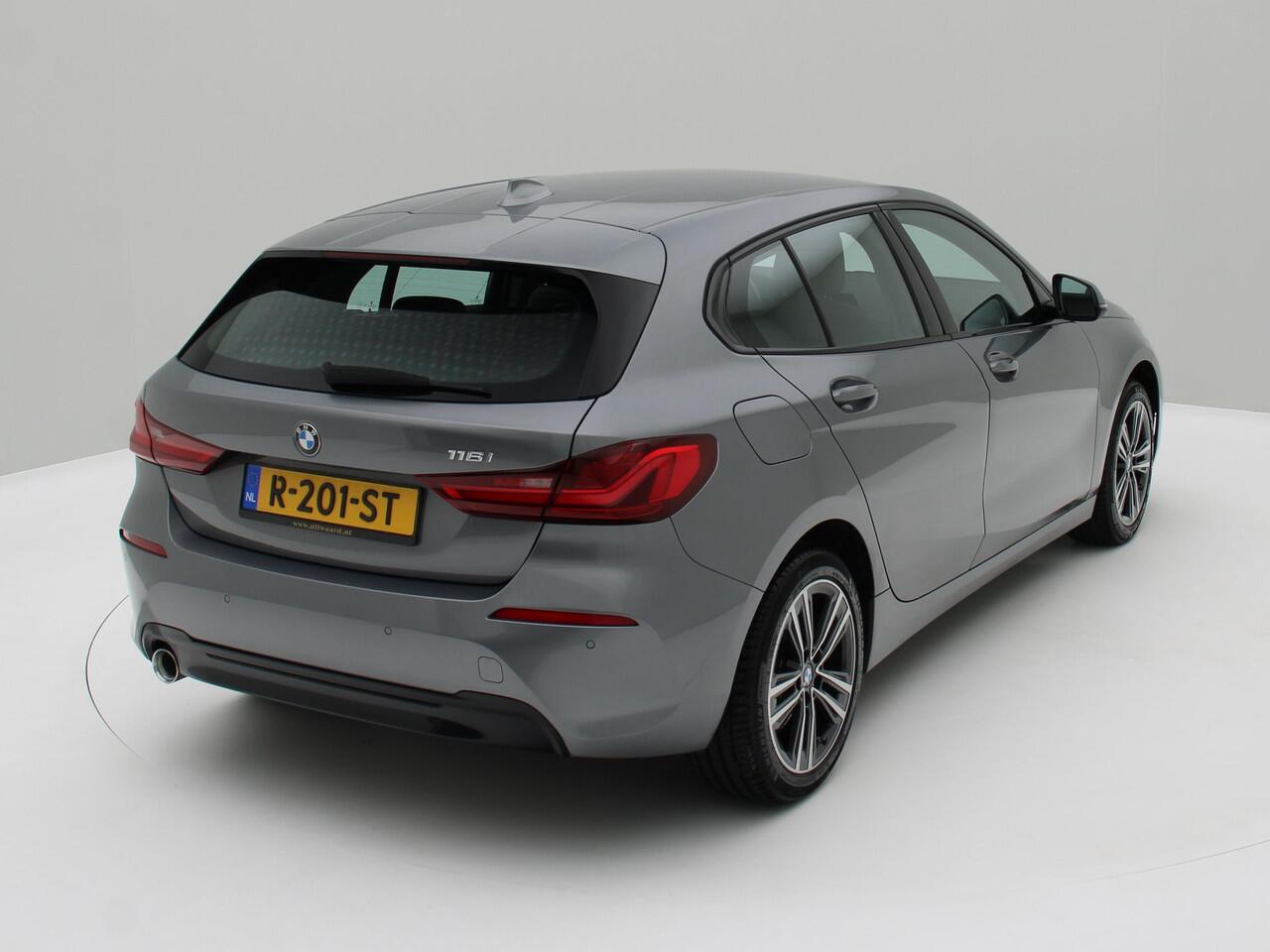 BMW 1-SERIE 116i Introduction Edition Aut. SPORTLINE / Origineel NL