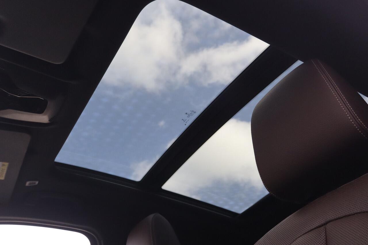 BMW 1-SERIE 118i M-Sport Business Edition Plus NL-Auto!! Harm.Kardon I Stoel+Stuurverwarming