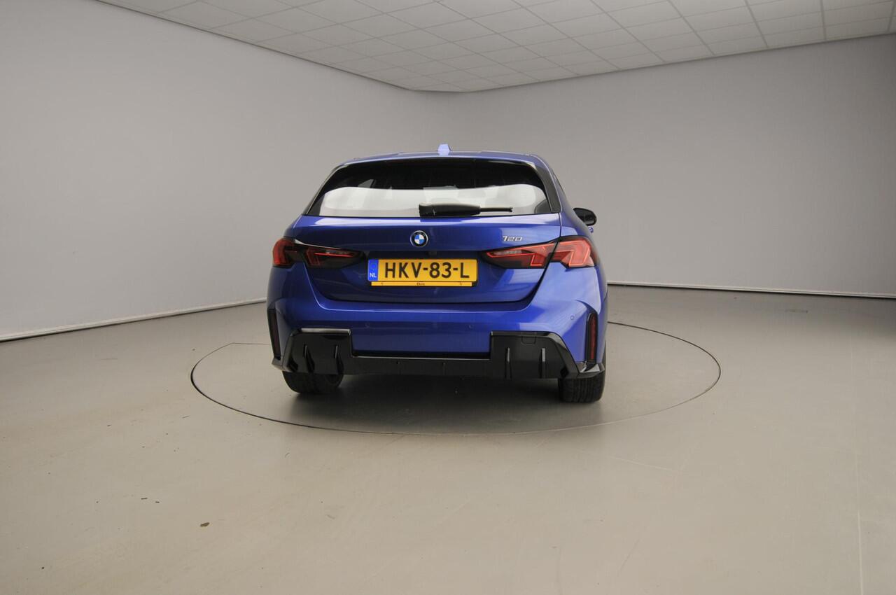 BMW 1-SERIE 5-deurs 120 | M-Sportpakket | LED | Leder | Navigatie | Stoelverwarming | Sportstoelen | Keyles go | DAB | Alu 18 inch