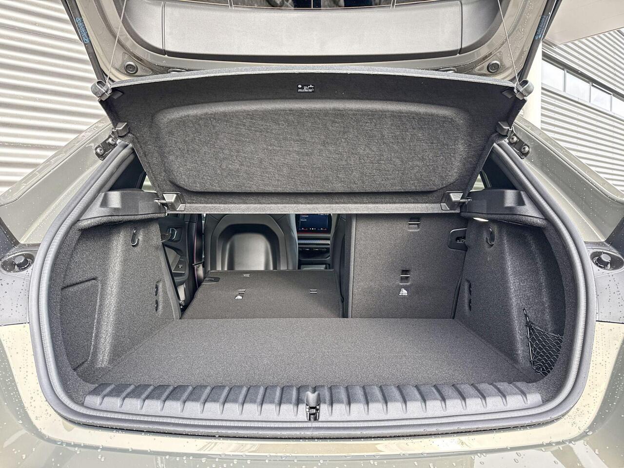 BMW 1-SERIE 120 M Sportpakket Pro / Innovation Pack / Comfort Access / Panoramadak