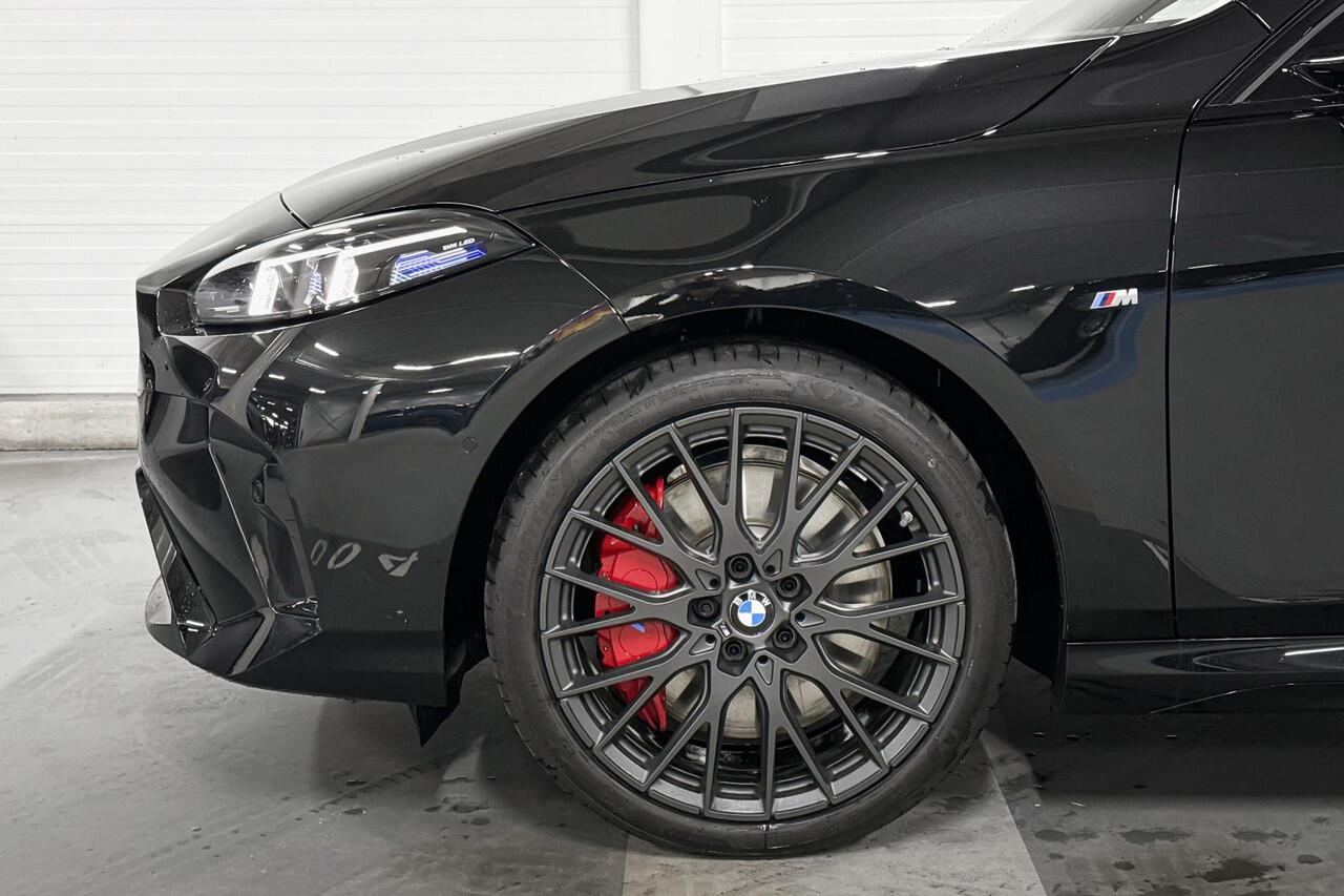 BMW 1-SERIE 123 xDrive | M-Sport Pro | Innovation Pack | Head-up Display | Harman/Kardon | Comfort Access | Selections