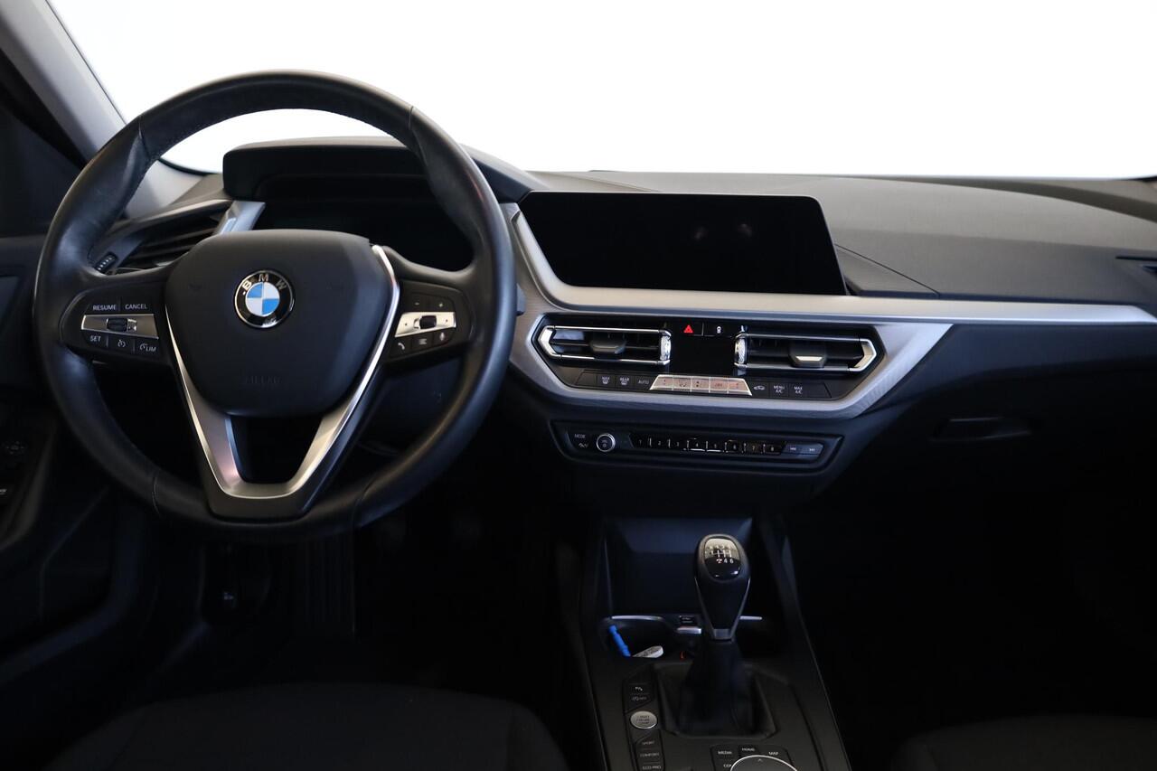 BMW 1-SERIE 5-deurs 118i | Executive Edition | Live Cockpit Professional