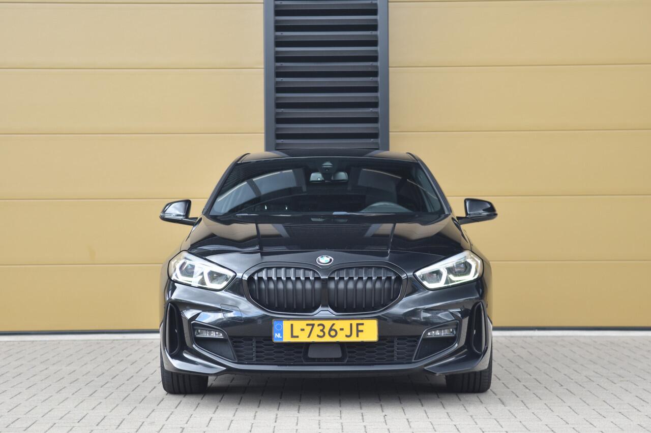 BMW 1-SERIE 118i Business Edition * M-Sportpakket * Hifi * Live Cockpit Professional *
