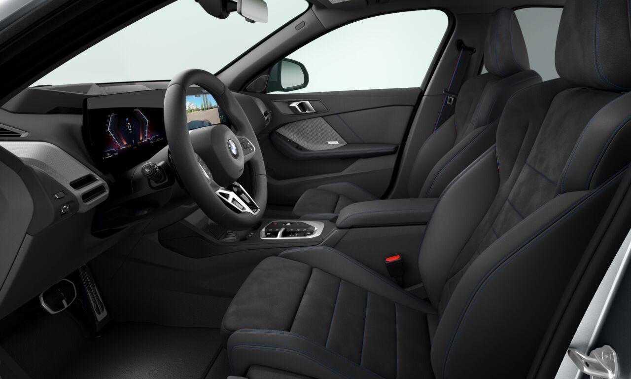 BMW 1-SERIE 120 High Executive | M Sportpakket Pro | Harman Kardon | Iconic Glow | Panoramadak | Innovation Pack