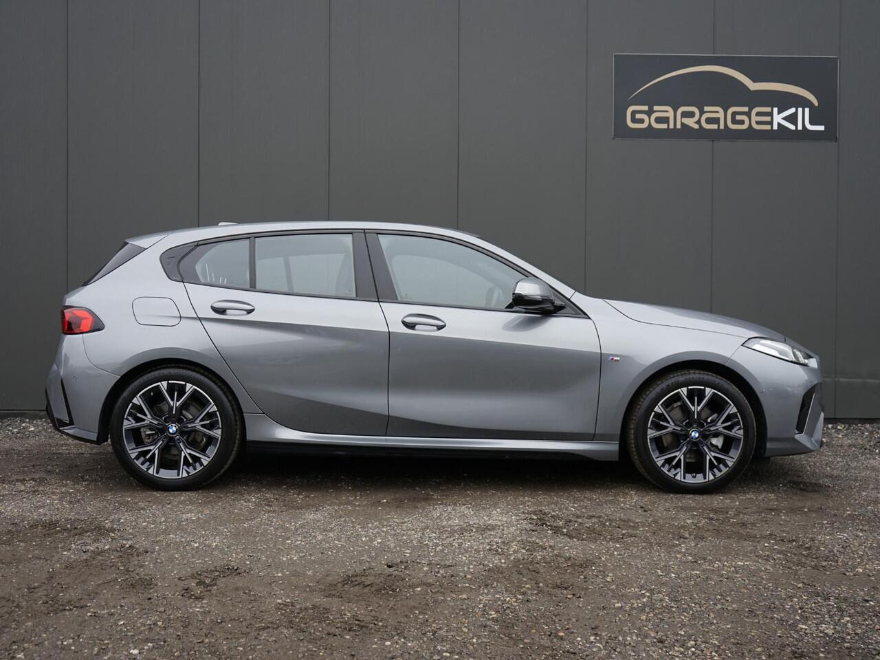 BMW 1-SERIE 120 M-Sport 1ste eig. / Dealeronderh. / Driving Ass. Plus / Shadow Line / Stoelverwarming / Adaptief M onderstel / Active Guard