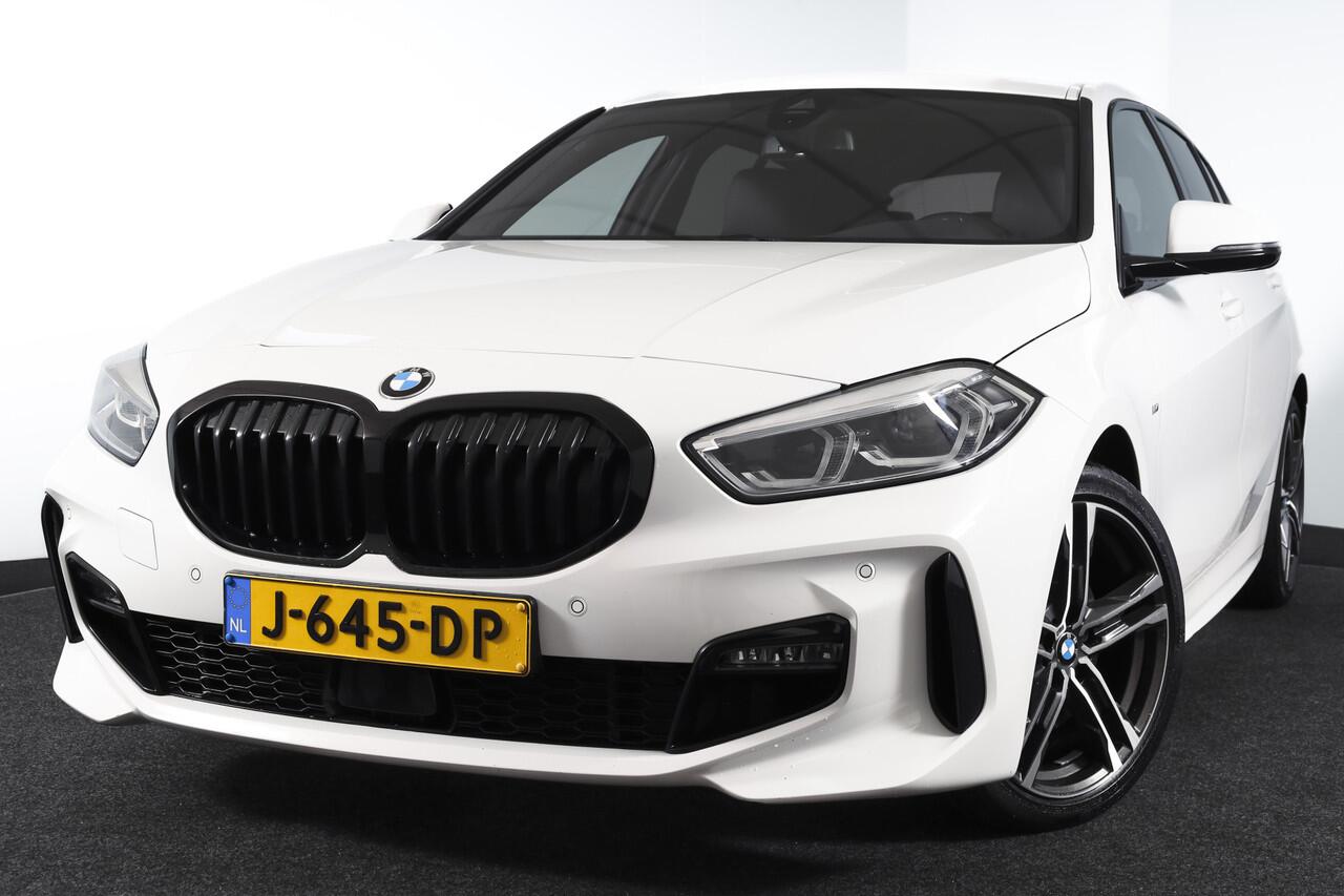 BMW 1-SERIE 118i 140 PK High Executive M Sport | Dig. Cockpit | Cruise | PDC | ECC | NAV + App. Connect | ECC | DAB | LM 18" |