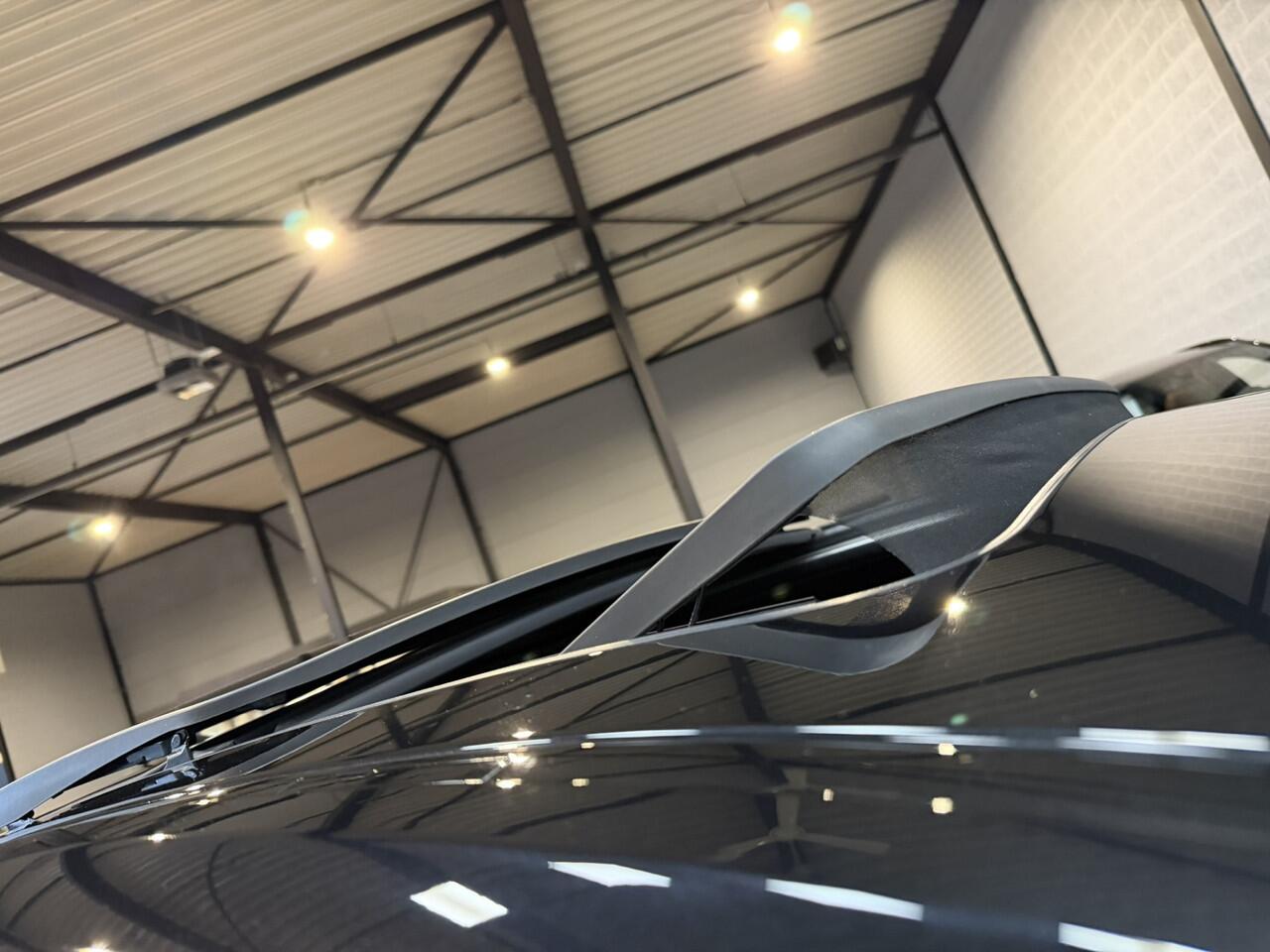 BMW 1-SERIE 118i M Sport Kuipstoelen Airco ECC | Panorama | Harman Kardon | Memory | Head Up | Adaptive Cruise | Sfeer | Camera | Isofix | NAP