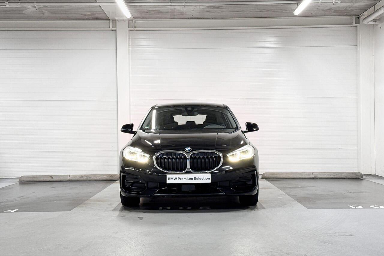 BMW 1-SERIE 118i | Sport-Line | Cruise Control | Apple Carplay