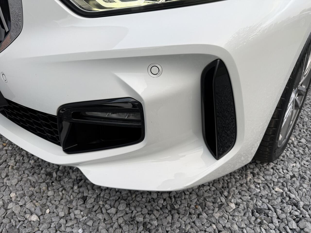 BMW 1-SERIE 118i High Executive M-Sportpakket 5-drs