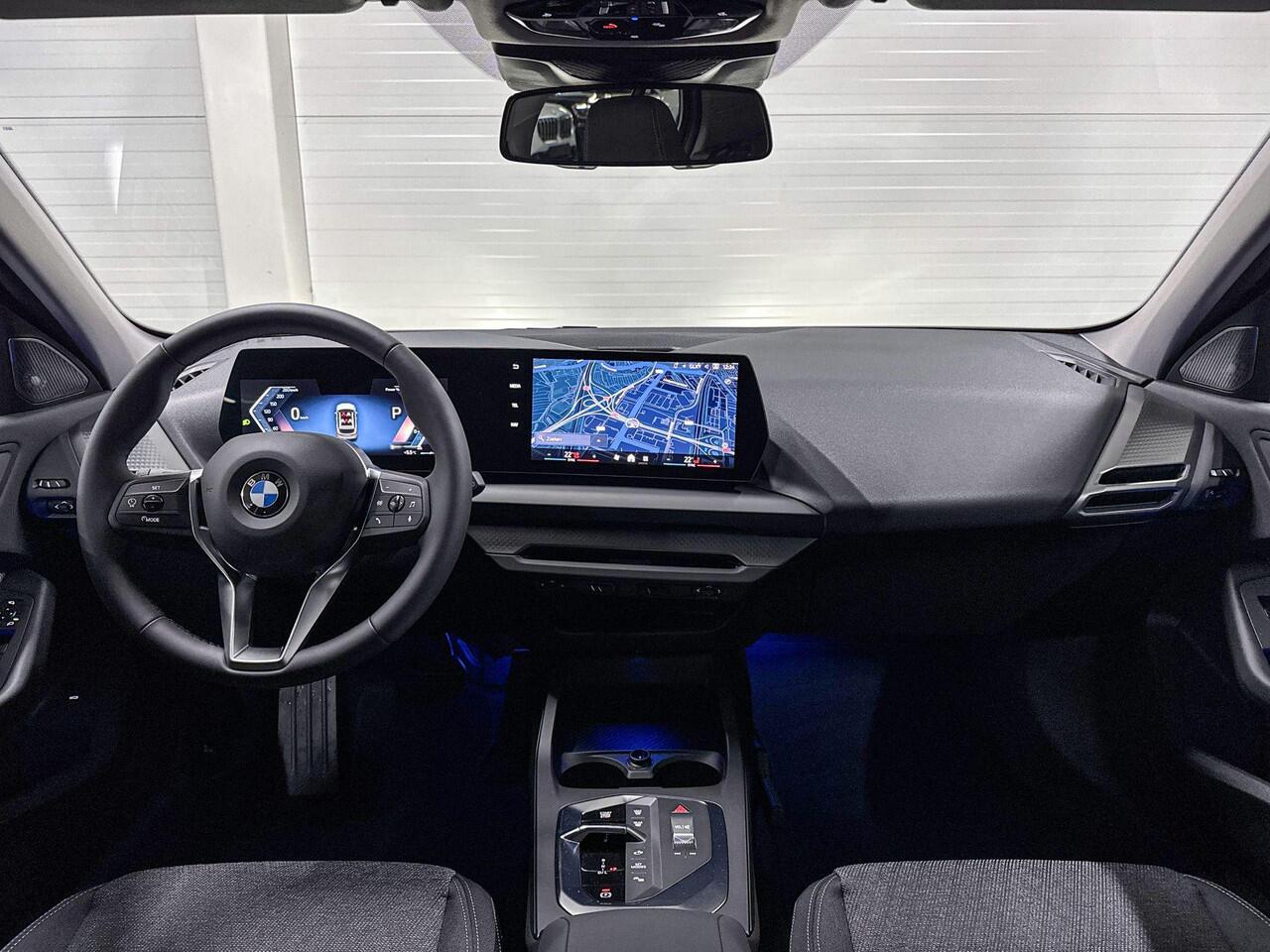 BMW 1-SERIE 120 | M-Sport Design | Driving Assistant | Harman/Kardon