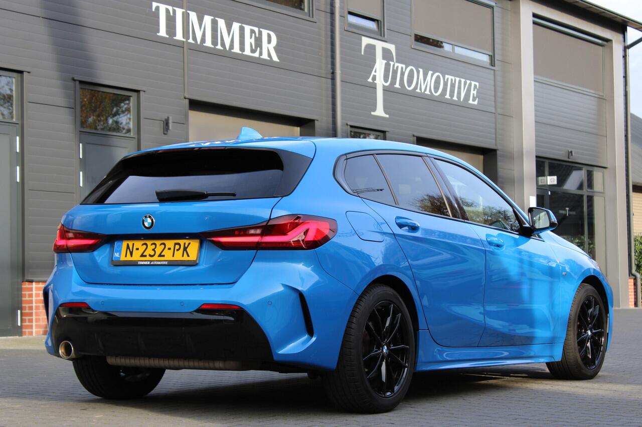 BMW 1-SERIE 118i High Executive M Sport 17 inch - Schuif kanteldak -Hooglans zwarte delen - Goed onderhouden Schuif kanteldak