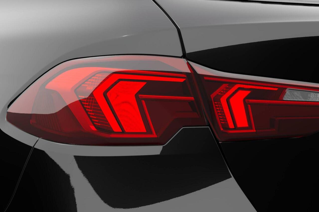 BMW 1-SERIE 120 | Premium Pack | Driving Assistant | Harman Kardon | VPLD