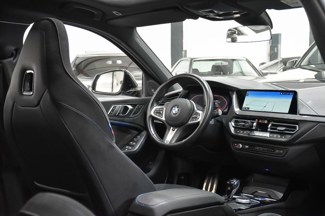 BMW 1-SERIE M135i xDrive | M-PERFORMANCE | GARANTIE | PANO | 135