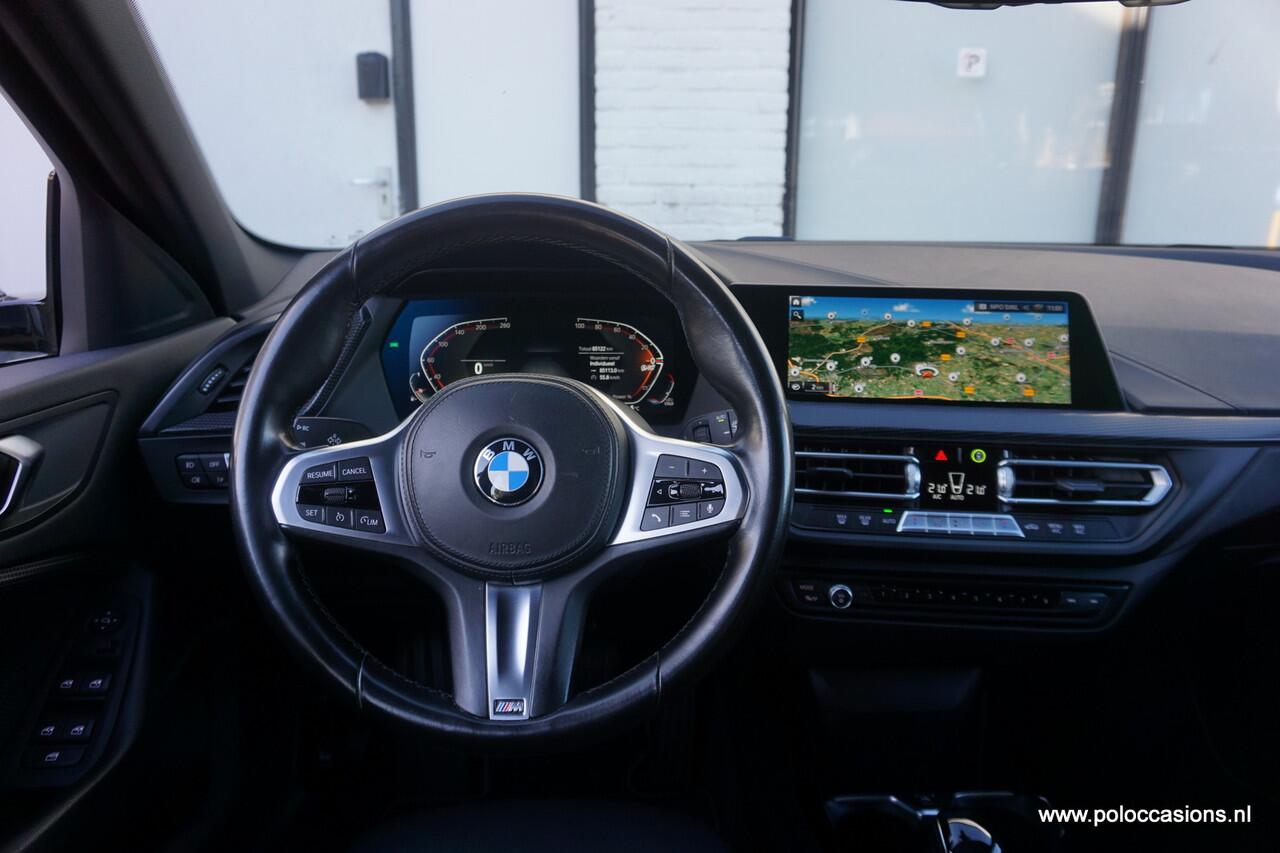 BMW 1-SERIE 118i Sportline | APK 2jr! | Automaat | Carplay | DAB+ |