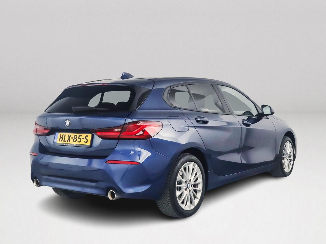 BMW 1-SERIE 120i Business Edition | Parkeercamera | Stoelverwarming