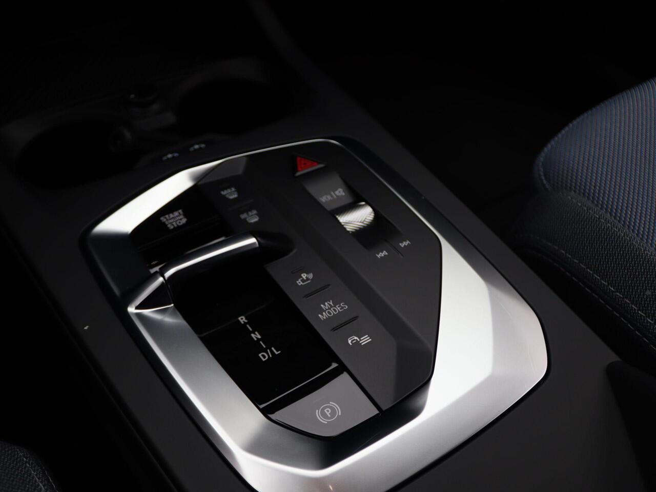 BMW 1-SERIE 120 DAB | HIFI | Driving Assistant | Harman Kardon | 18"