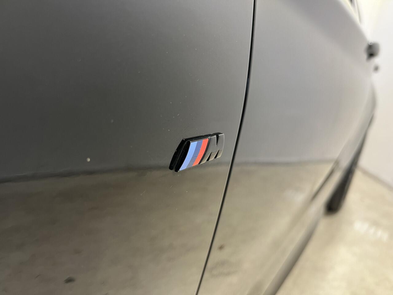 BMW 1-SERIE 118i Edition M Sport Shadow High Executive | Cruise control | Lederen bekleding | LED | LMV 19'' | Stoelverwarming | Navigatie