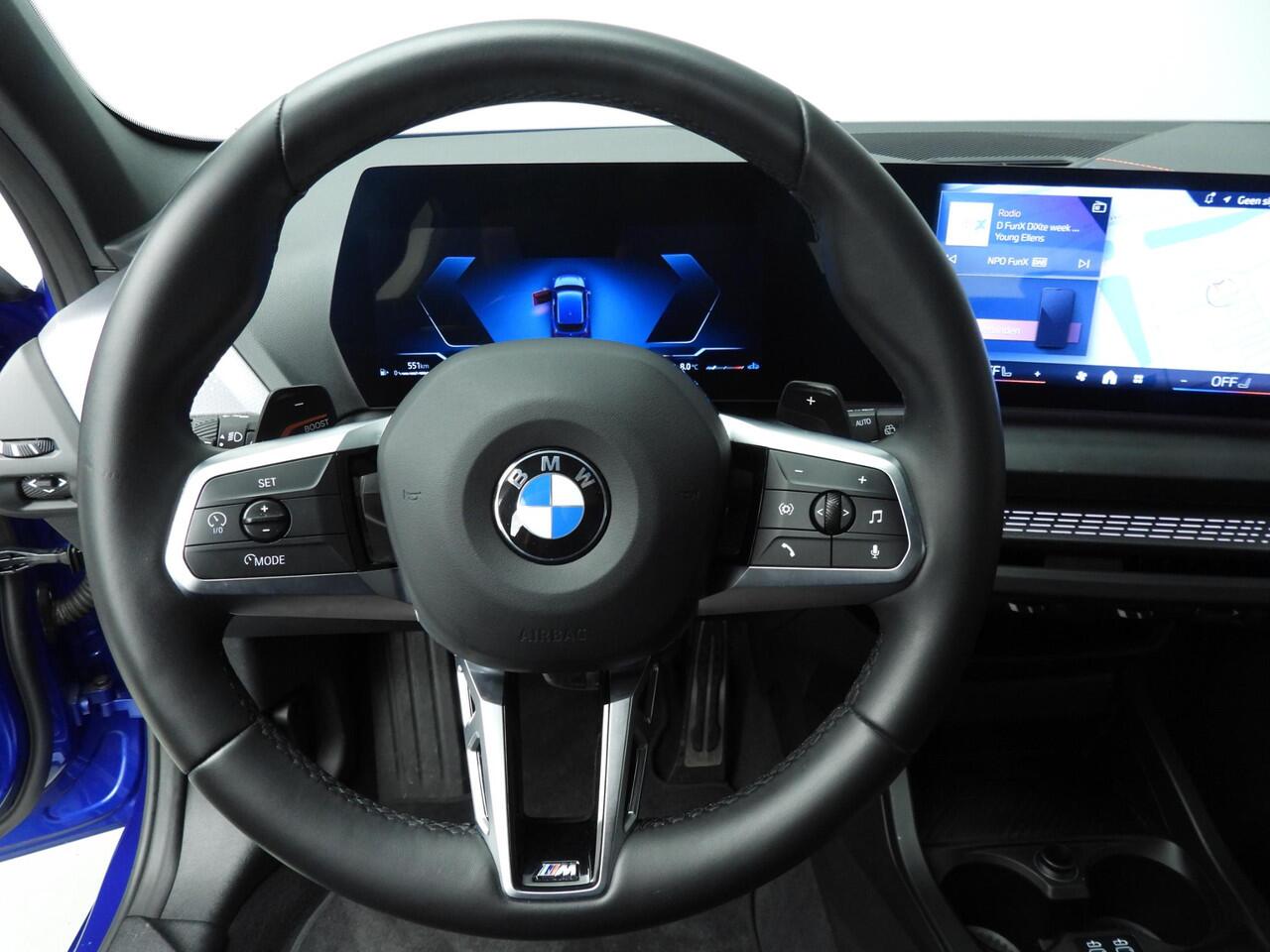 BMW 1-SERIE 5-deurs 120 | M-Sportpakket | LED | Leder | Navigatie | Stoelverwarming | Sportstoelen | Keyles go | DAB | Alu 18 inch