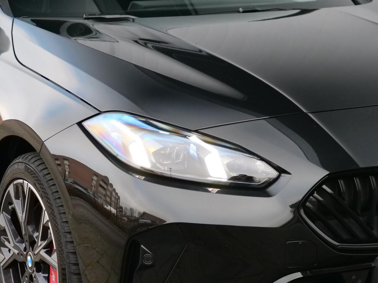 BMW 1-SERIE 116 automaat 123pk M Sportpakket Pro Stoelverwarming / Camera / Keyless entry