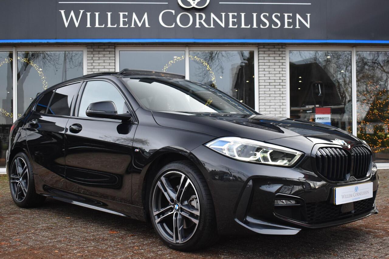 BMW 1-SERIE 118i M-Sport Pano Leder Trekhaak Camera HiFi
