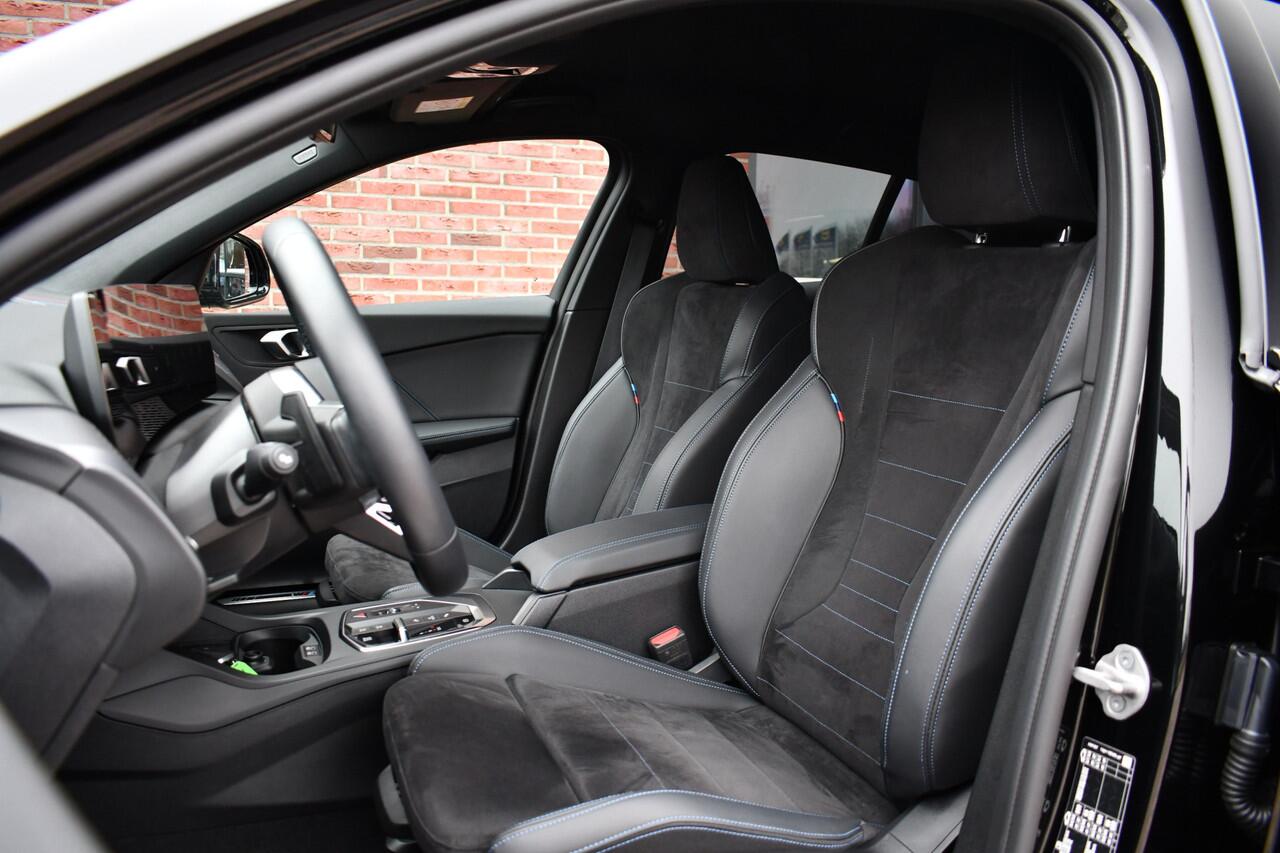 BMW 1-SERIE 120 M-Sport int+ext ACC DA-Plus Camera Shadowline 18inch