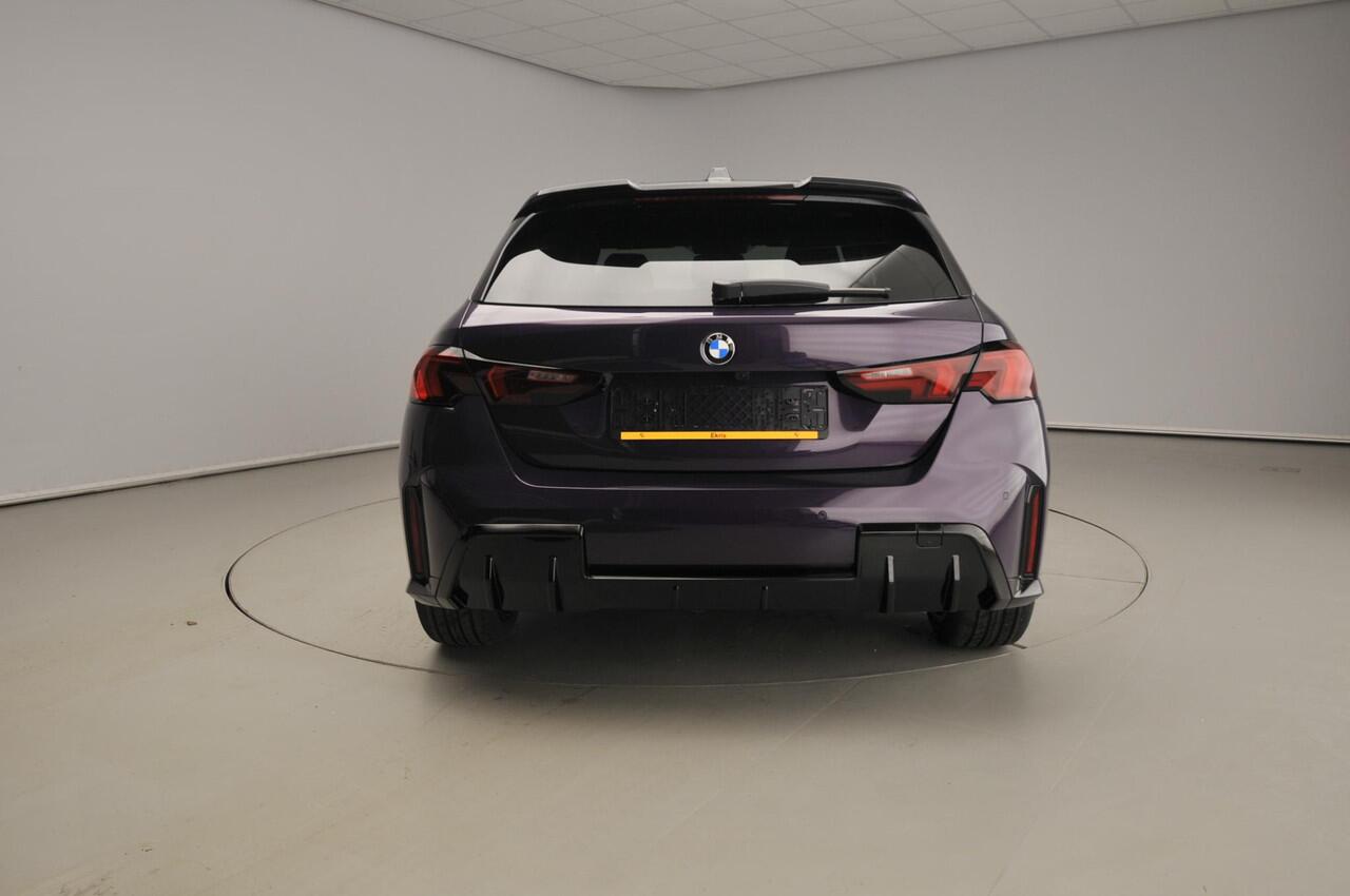 BMW 1-SERIE 5-deurs 120 | M Sportpakket Pro | Innovation Package