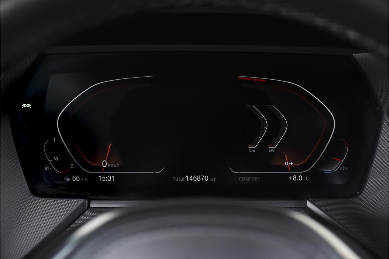 BMW 1-SERIE 118i 140 PK High Executive M Sport | Dig. Cockpit | Cruise | PDC | ECC | NAV + App. Connect | ECC | DAB | LM 18" |