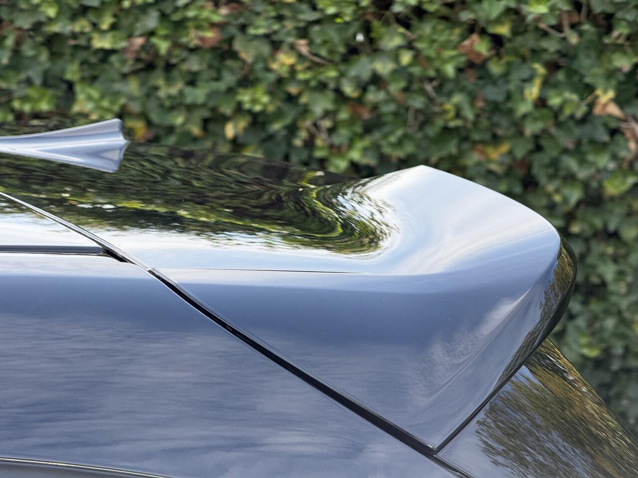 BMW 1-SERIE M135 xDrive | M-Sport Pro | 19'' | Panorama | Stuur + Stoelverw. | Harman/Kardon