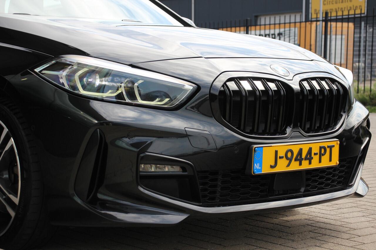 BMW 1-SERIE 118i M-Sport | Digitale cockpit | Leder | camera | DAB