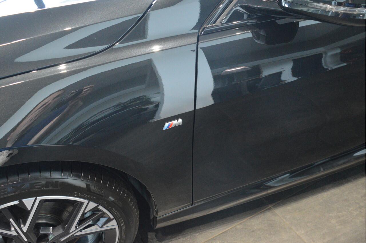 BMW 1-SERIE 120 M Sport navi camera led cruise 18 inch nieuw model !!