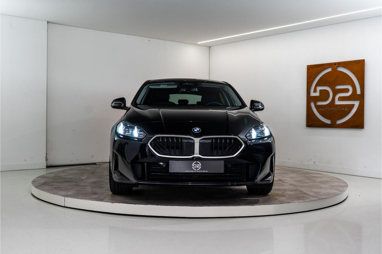 BMW 1-SERIE 120 Sport Premium 157PK | Facelift | Laser | Carplay | Comfort | Fabrieksgarantie