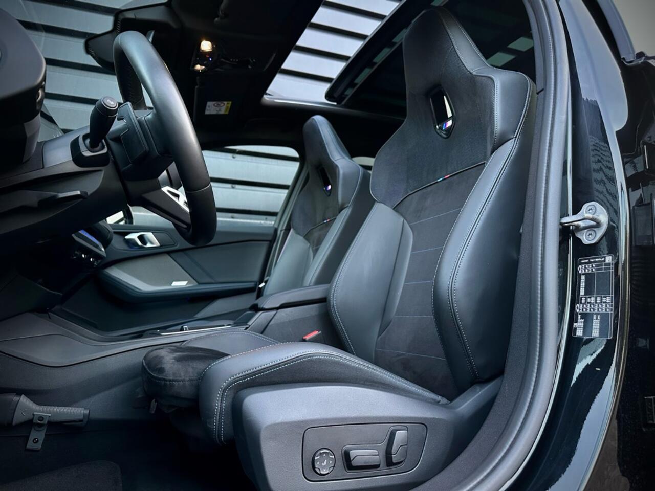 BMW 1-SERIE 120 M-SPORT PANO|KUIPSTOEL|H/K|MEMORY|ACC