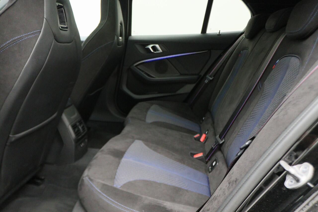 BMW 1-SERIE 128ti Business Edition M Sport Panoramadak, M-Sportstoelen, Stoelverwarming, LED, Apple Carplay, 19"