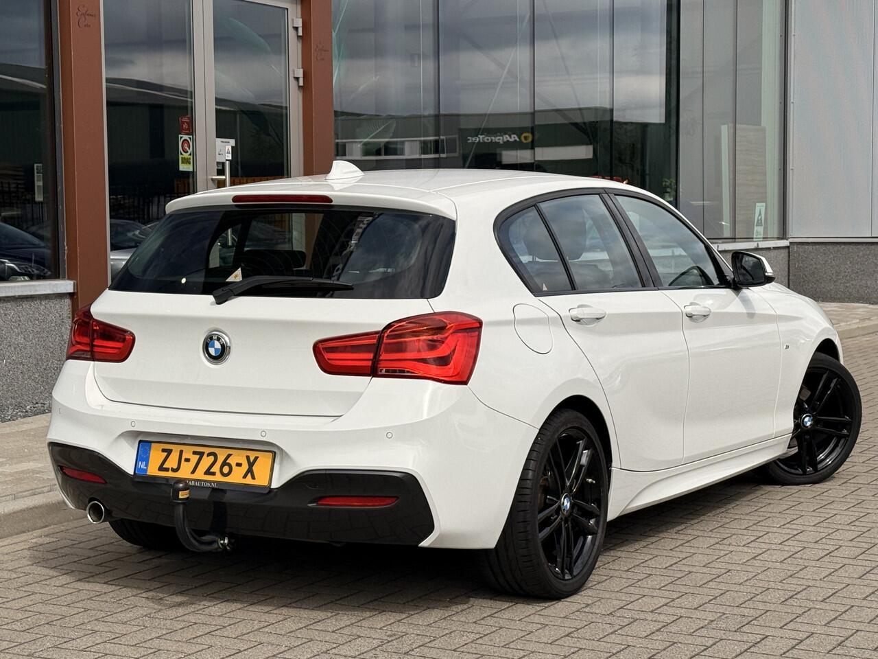 BMW 1-SERIE 116i M Sport Edition | Pano | Stoelverwarming | Leder | Afn Trekhaak |