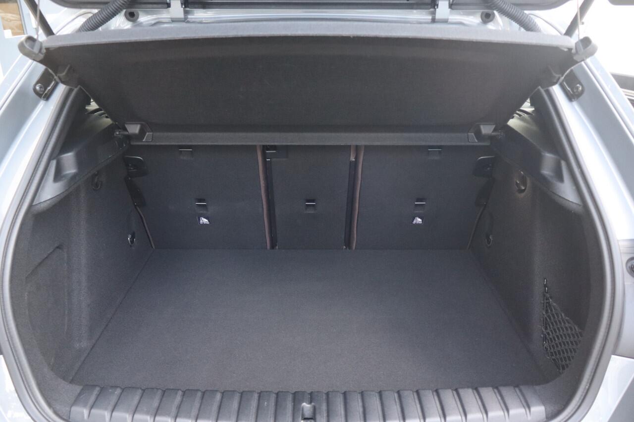 BMW 1-SERIE 118i M-Sport Business Edition Plus NL-Auto!! Harm.Kardon I Stoel+Stuurverwarming