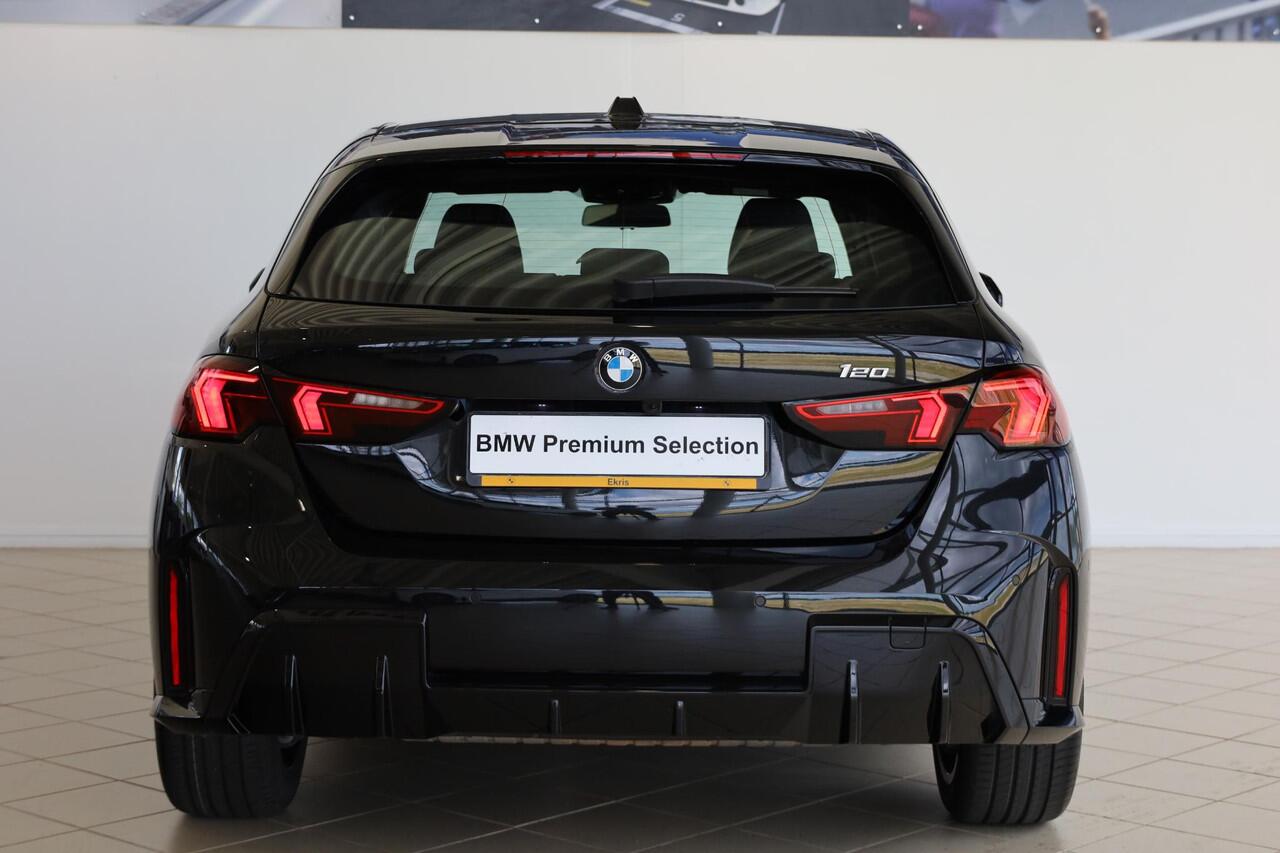 BMW 1-SERIE 5-deurs 120 | M Sportpakket | Innovation Pack