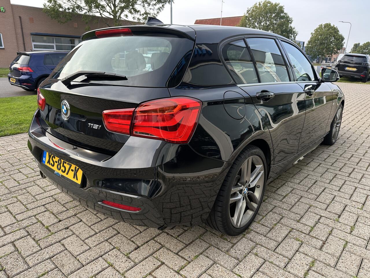 BMW 1-SERIE 118i High Executive Schuifdak | Leder