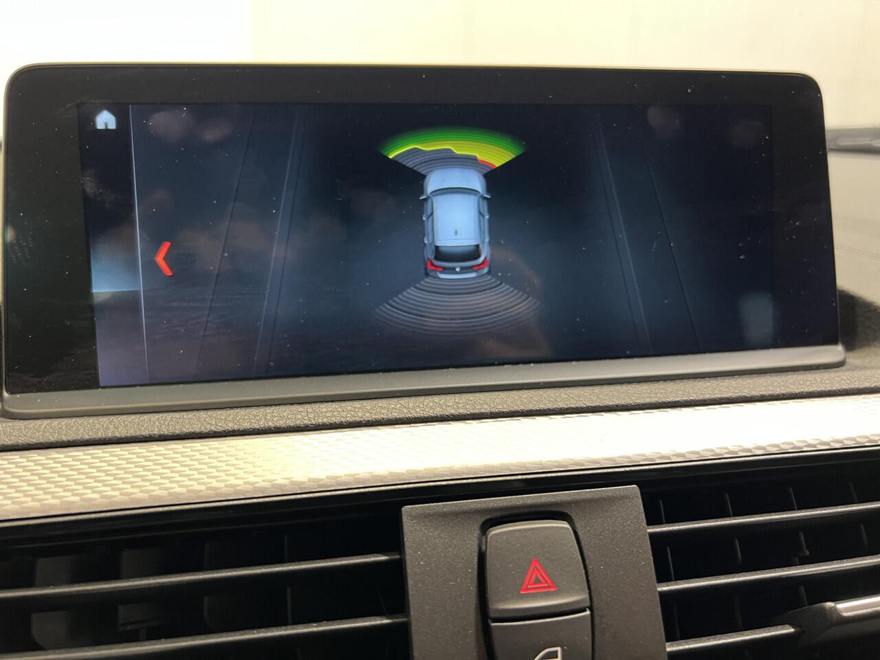 BMW 1-SERIE 118i Edition M Sport Shadow High Executive | Cruise control | Lederen bekleding | LED | LMV 19'' | Stoelverwarming | Navigatie